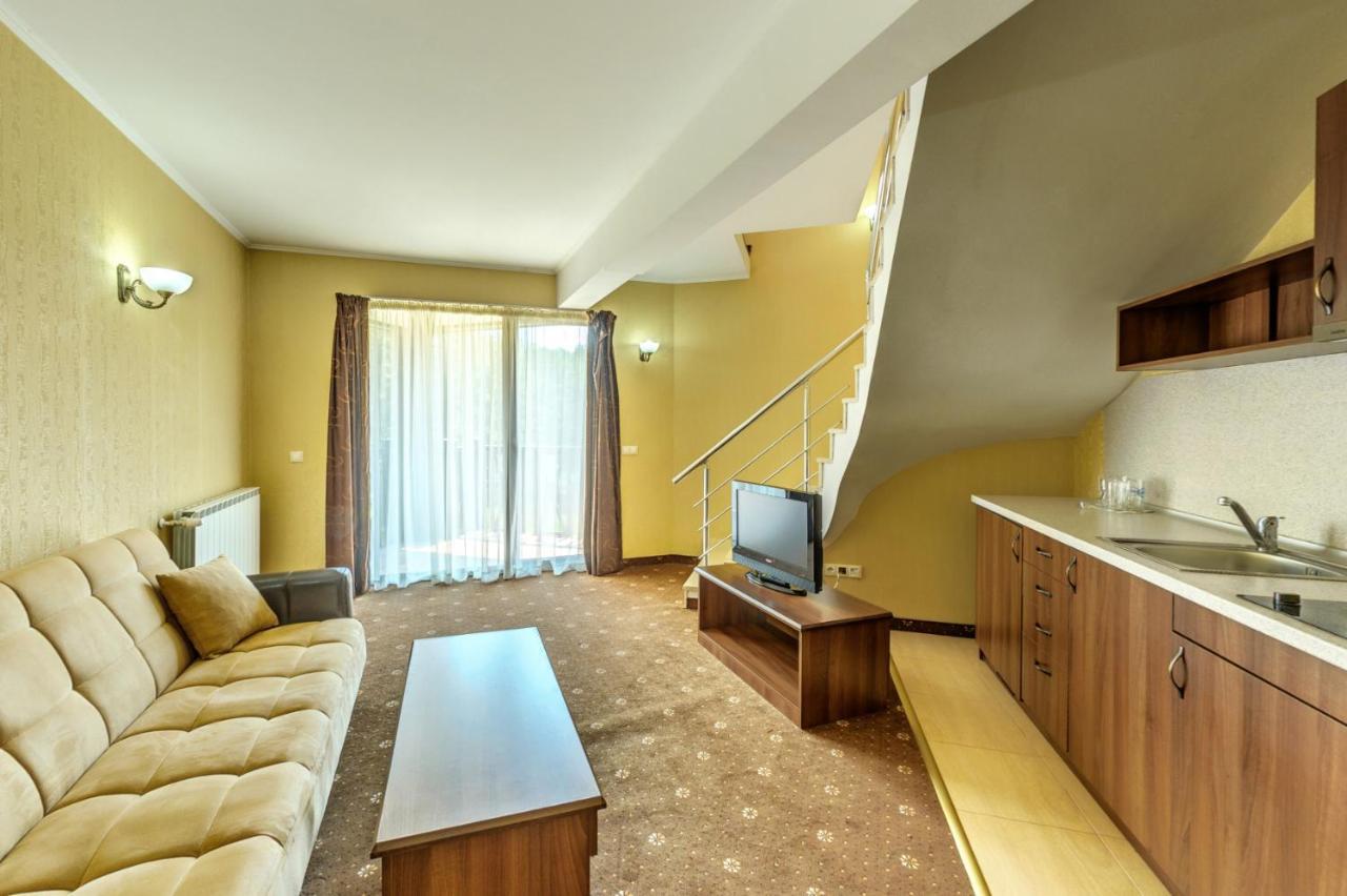 Хотел Магнолия, Hotel Magnoliya Panichishte Dış mekan fotoğraf